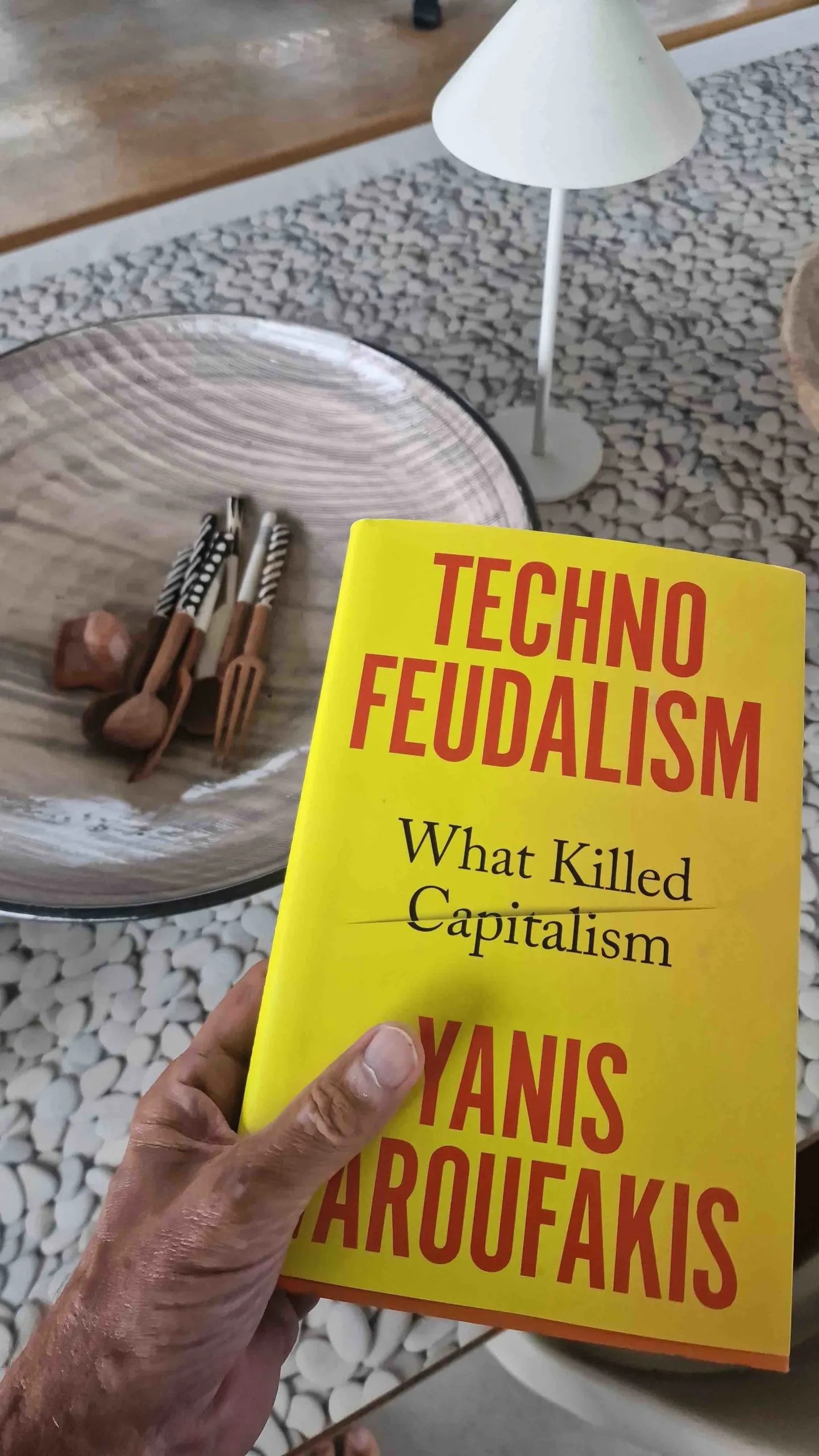 Yanis Varoufakis: TECHNOFEUDALISM – What Killed Capitalism
